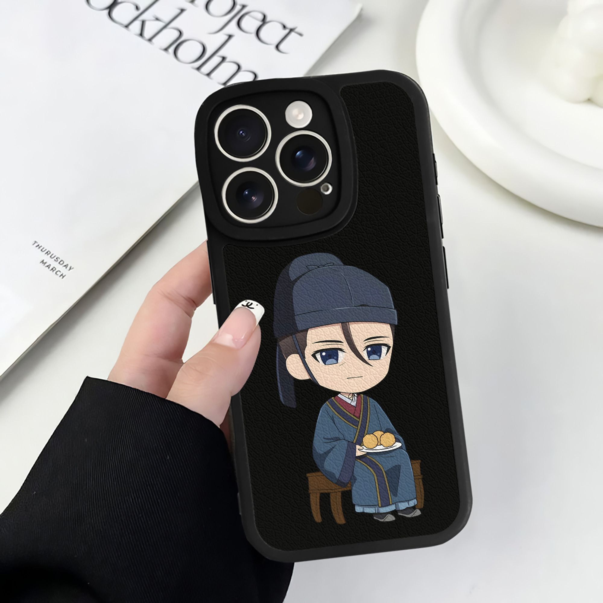 薬屋のひとりごと The Apothecary Diaries 【iPhone 16シリーズ対応】シリコンスマホケース（レザー調） 材質：シリコン